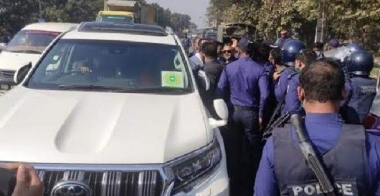 এমপি রুমিন ফারহানার গাড়ি আটকে দিল পুলিশ