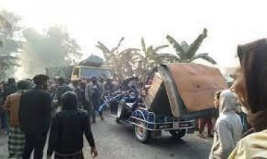 সিরাজগঞ্জে বিয়েবাড়িতে যাওয়ার সময় ট্রাকচাপায় নিহত ২