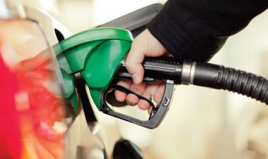 বিশ্ব বাজারে কমেছে জ্বালানি তেলের দাম