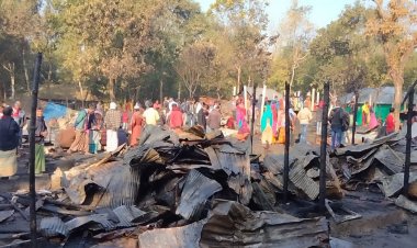 আগুনে সর্বস্ব পুড়ে ছাই ২৮ পরিবারের