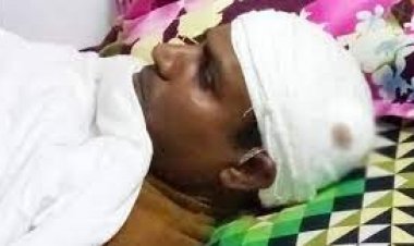 শহীদ মিনারে যাওয়ার সময় প্রতিপক্ষের হামলায় বিএনপি নেতা আহত