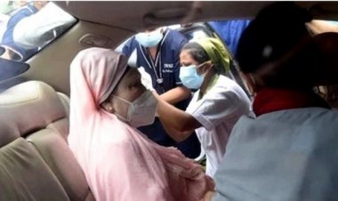 বুস্টার ডোজ নিলেন খালেদা জিয়া