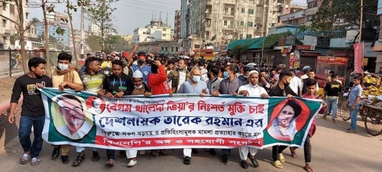 বিদায় বেলায় সরকার দলীয় সন্ত্রাসীরা হিংস্র হয়ে উঠেছে: রিজভী