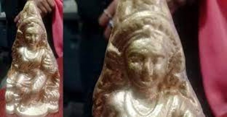 গভীর রাতে ‘জিনের বাদশার’ ফোন পেয়ে সর্বস্বান্ত তিন নারী