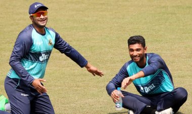  প্রথম বল থেকেই চার-ছক্কা মারবেন মাহমুদউল্লাহ