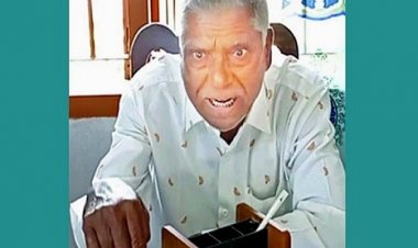 শ্রেণিকক্ষে ঢুকে ছাত্রীদের হিজাব খুলে নিল চেয়ারম্যান মানিক