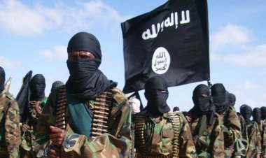  পাকিস্তানের মসজিদে হামলা চালিয়েছে আইএস, নিহতের সংখ্যা বেড়ে ৫৭