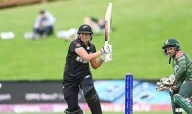 বাংলাদেশের বিপক্ষে বিশ্ব রেকর্ড কিউই তারকার