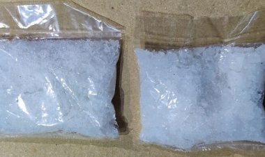 পল্টনে আইসসহ মাদক কারবারি গ্রেফতার