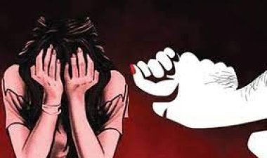 ইজিবাইক থেকে তুলে নিয়ে নারীকে ধর্ষণ