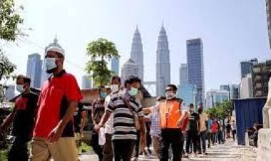 রিক্রুটিং এজেন্সি ইস্যুতে ঝুলে আছে মালয়েশিয়ার শ্রমবাজার