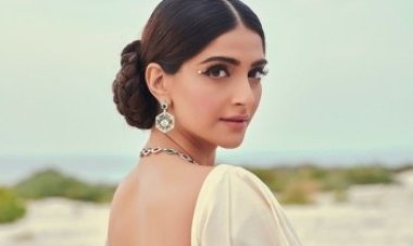  মা হচ্ছেন সোনম কাপুর