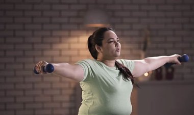 হাত-কাঁধের মেদ ঝরাতে এই চার ব্যায়াম বেশ কার্যকর