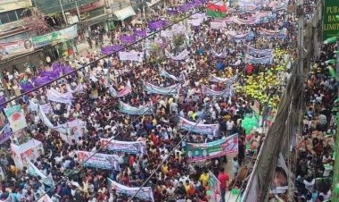 স্বাধীনতা দিবসে বিএনপির বর্ণাঢ্য শোভাযাত্রায় মানুষের ঢল