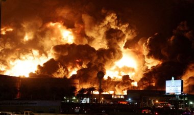  সৌদিতে হামলার পরপরই ৩ দিনের যুদ্ধবিরতিতে হুথিরা