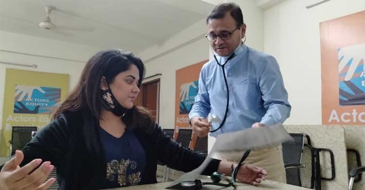 অভিনয় শিল্পীদের বিনামূল্যে চিকিৎসা দেবেন ডা. এজাজ