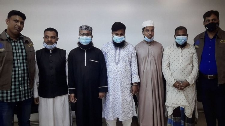 রাজধানীতে ইমাম পরিচয়ে প্রতারণা করে মাসে আয় দুই লাখ