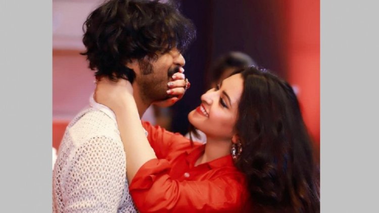 রাজের সঙ্গে প্রেম ও বিয়ের অজানা গল্প শোনালেন পরীমনি
