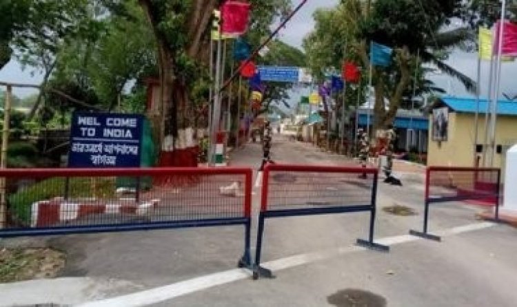 আখাউড়া স্থলবন্দরে টানা ৩ দিন আমদানি-রপ্তানি বন্ধ
