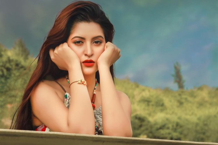 বিপদমুক্ত পরীমনি, সুস্থ আছে তার গর্ভের সন্তান