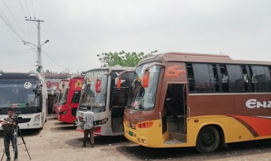 শ্রমিকদের দফা দাবিতে রংপুর থেকে ঢাকাগামী বাস চলাচল বন্ধ