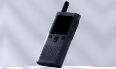 ঘরে বসে ৫০০০ কিমি দূরে মন খুলে কথা বলুন, ফোনের থেকে কম দাম Xiaomi Walkie- Talkie 3