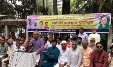 বিরোধীদল দমন করে সরকারের গদি রক্ষা হবে না: রিজভী