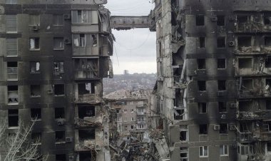  রুশ যুদ্ধজাহাজ ডুবে যাওয়ার পর কিয়েভে দফায় দফায় বিস্ফোরণ