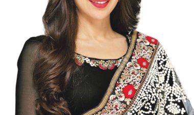 ফের বিয়ে করছেন কারিশমা!