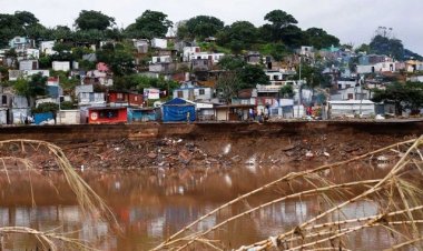  দক্ষিণ আফ্রিকায় বন্যায় মৃত্যু বেড়ে ৪৪৩
