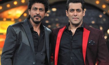  একসঙ্গে ইফতার পার্টিতে সালমান-শাহরুখ