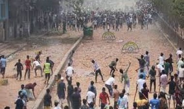 নিউমার্কেটে সংঘর্ষের ঘটনায় ১ জনের মৃত্যু