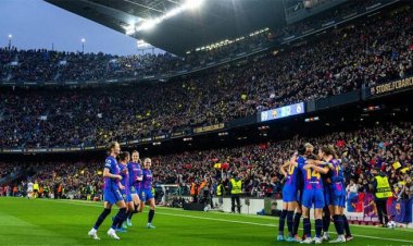  নারী ফুটবলে বিশ্বরেকর্ড গড়লো বার্সেলোনা