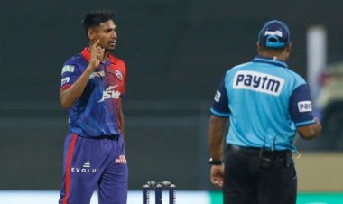  আম্পায়ারের বিতর্কিত সিদ্ধান্তের পর মুস্তাফিজদের হার