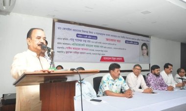 শেখ হাসিনা কত টাকার বালিশে ঘুমান, প্রশ্ন গয়েশ্বরের