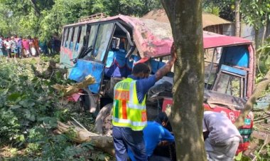 বিআরটিসি বাস খাদে, নারী নিহত