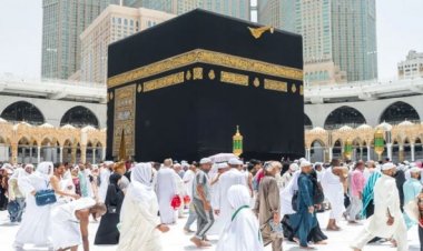  ৬৫ বছরের বেশি বয়সীরা হজে যেতে পারবেন না