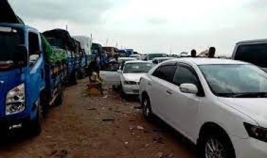 শিমুলিয়া ঘাটে বাড়ছে ভোগান্তি