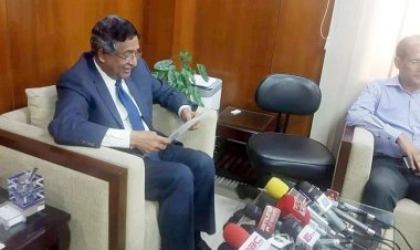 বন্যায় ধান উৎপাদনে প্রভাব পড়বে না: কৃষিমন্ত্রী