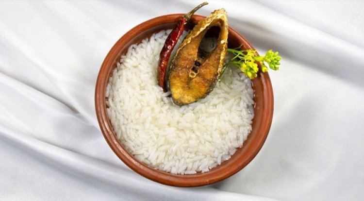 গরমে পান্তা ভাত খাওয়ার উপকারিতা