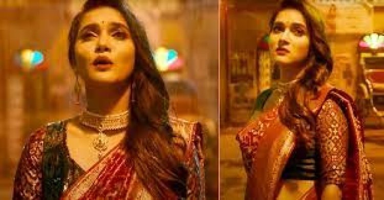 নীলকুঠিতে গিয়ে কাঁদছেন মিথিলা