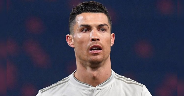 সন্তান হারানোর বেদনায় পুড়লেন রোনালদো