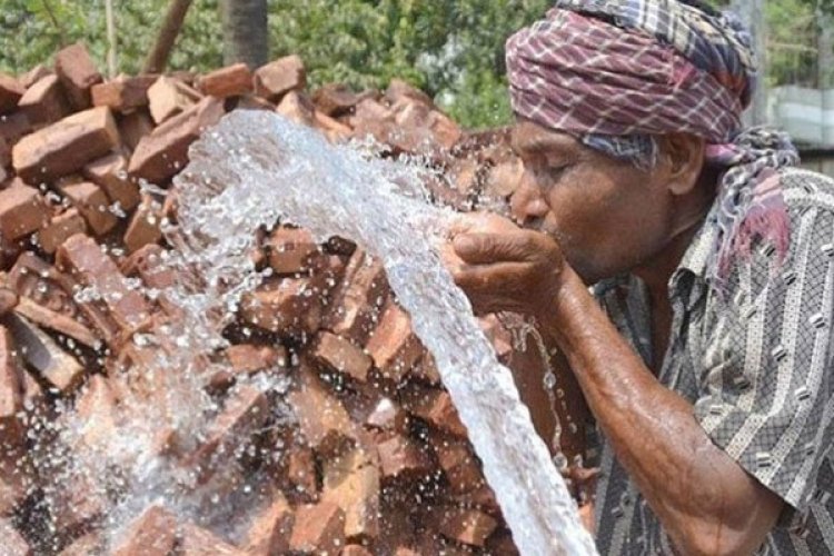 ৪ জেলায় বইছে তাপপ্রবাহ, গরম আরও বাড়তে পারে