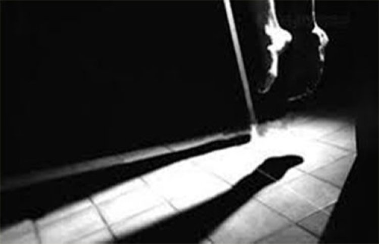 ফাঁস দিয়ে কিশোরের আত্মহত্যা