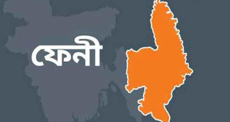 দৃষ্টিপ্রতিবন্ধী ও তাঁদের মাকে হকিস্টিক দিয়ে পেটালেন ‘ছাত্রলীগ নেতা’