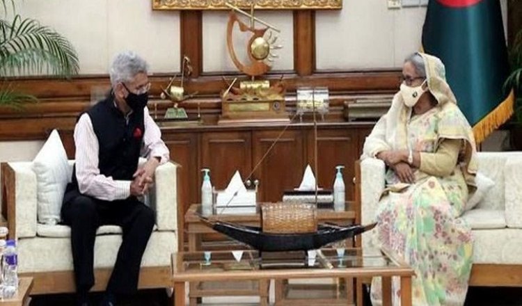 নিজেদের স্বার্থে ভারতের সাথে সম্পর্ক বাড়ানোর ওপর গুরুত্বারোপ প্রধানমন্ত্রীর