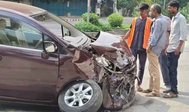  ফাঁকা ঢাকায় সাতসকালে দুর্ঘটনা