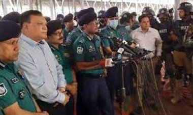 ঈদগাহে জায়নামাজ-ছাতা ছাড়া অন্যকিছু নয়, তল্লাশি হবে প্রত্যেকের  