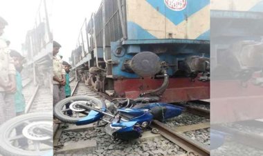 ঈদের কেনাকাটা করে বাড়ি ফেরা হলো না মেরাজের