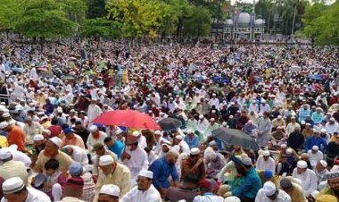 সিলেটের শাহী ঈদগাহে মুসল্লিদের ঢল